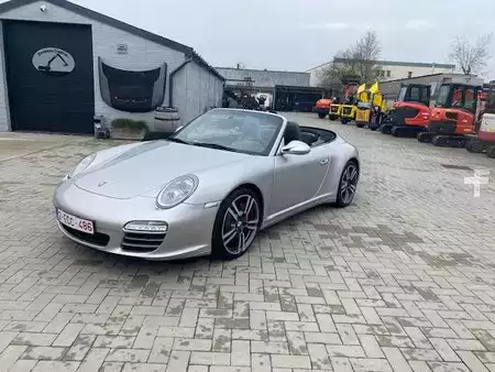 Hydraulic Excavators 2009 Porsche 997.2 4S (1)