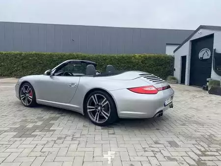 Hydraulic Excavators 2009 Porsche 997.2 4S (2)