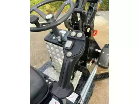 Pyöräkuormaajat 2024 Knikmops KM 80 (13)