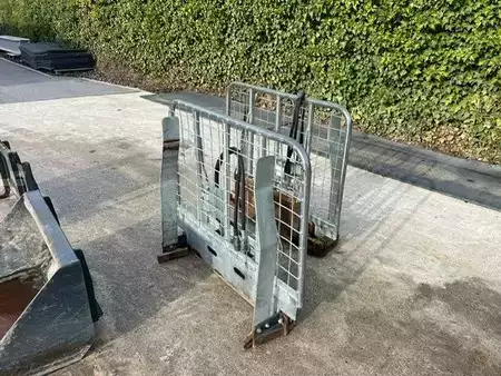 Pyöräkuormaajat 2024 Knikmops KM 80 (18)