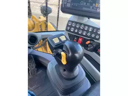 Kolové nakladače 2017 Caterpillar 926M (18)