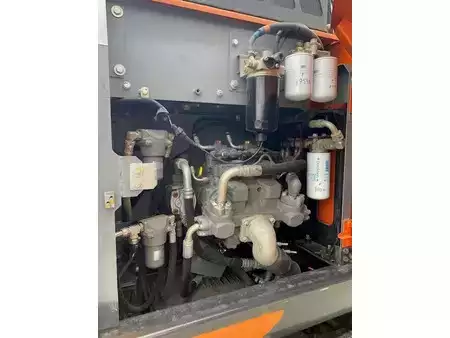 Escavatori gommati 2017 Hitachi ZX 140 W-6 (31)