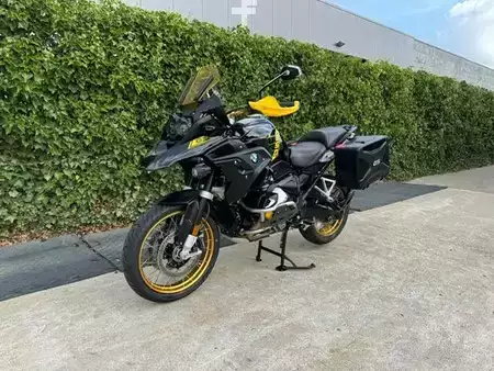 Koparki gąsienicowe 2021 [div] R 1250 GS 40 year (2)