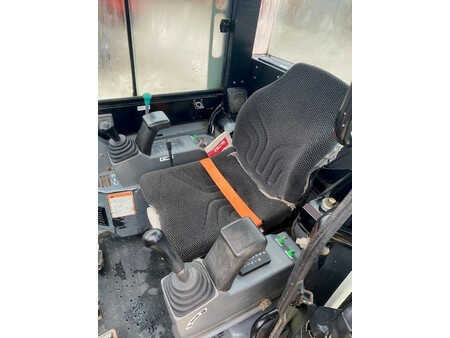 Mini excavadoras 2019 Takeuchi TB 23 R (12)