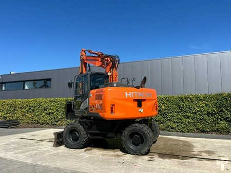Mobilní bagry 2015 Hitachi 140W-5B (6)
