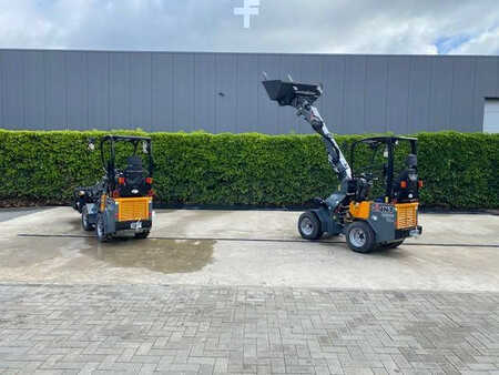 Kolové nakladače 2024 Giant G 1200 (4)