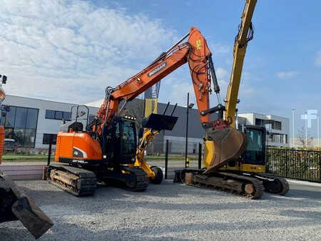 Korečková rýpadla 2017 Doosan DX140LCR-5 (7)