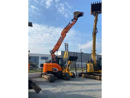 Korečková rýpadla 2017 Doosan DX140LCR-5 (9)