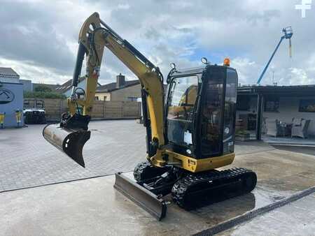 Caterpillar 302.7 D CR