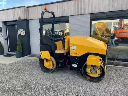 Asphalt compactors (tandem) 2020 Caterpillar CB 1.7 (11)