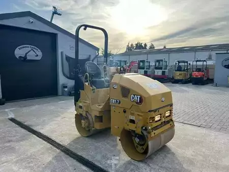 Asphalt compactors (tandem) 2020 Caterpillar CB 1.7 (3)