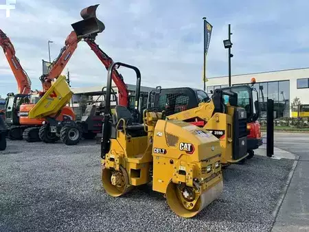 Asphalt compactors (tandem) 2020 Caterpillar CB 1.7 (4)