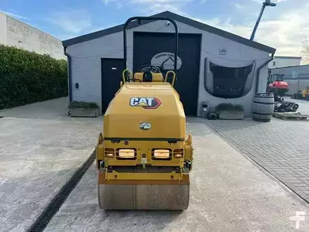 Asphalt compactors (tandem) 2020 Caterpillar CB 1.7 (9)