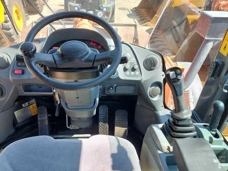 Wheel Loaders 2017 Hitachi ZW250-6 (12)