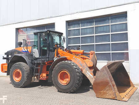 Wheel Loaders 2017 Hitachi ZW250-6 (5)