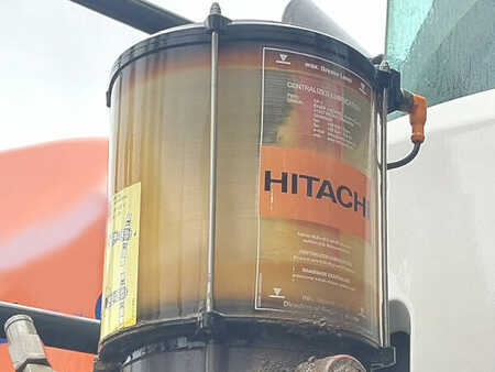 Hitachi ZW310-6