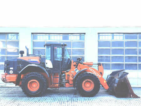 Pyöräkuormaajat 2019 Hitachi ZW250-6 (6)