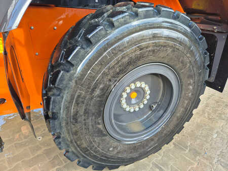 Hjullastare 2023 Hitachi ZW180-7 (12)