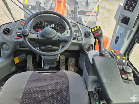 Hjullastare 2023 Hitachi ZW180-7 (15)