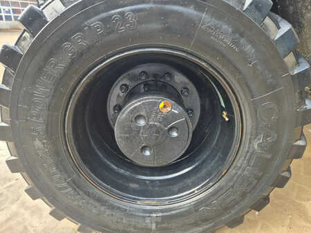 Mobil grävmaskin 2022 Hitachi ZX135W-7 (13)