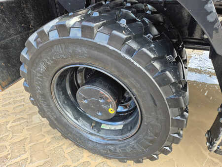 Mobil grävmaskin 2022 Hitachi ZX135W-7 (14)