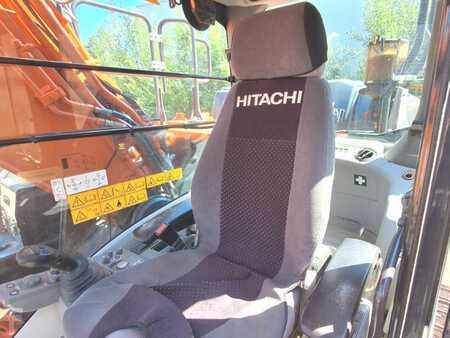 Kedjegraver 2018 Hitachi ZX190LC-6 (14)