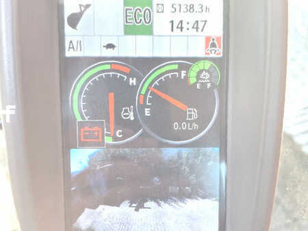 Kedjegraver 2018 Hitachi ZX190LC-6 (16)