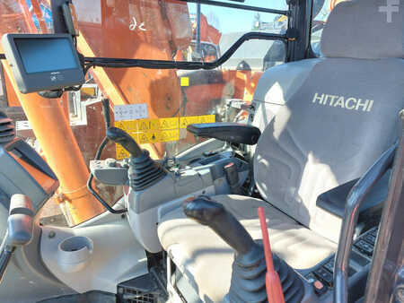 Bæltegraver 2019 Hitachi ZX135US-6 (13)