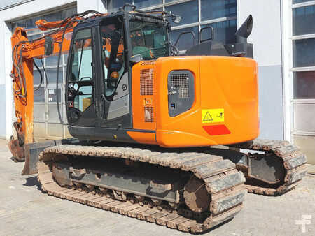 Bæltegraver 2019 Hitachi ZX135US-6 (4)