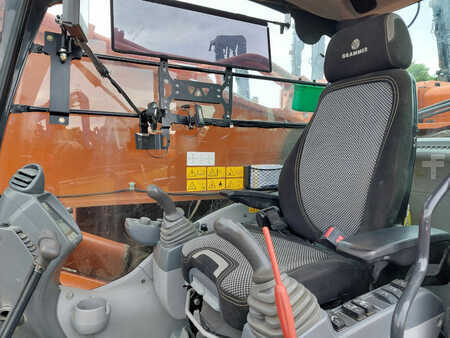 Koparki gąsienicowe 2020 Hitachi ZX890LCH-6 (12)