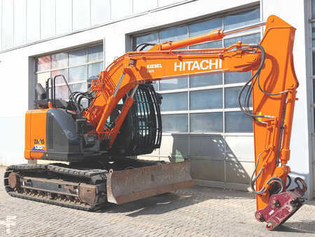 Korečková rýpadla 2019 Hitachi ZX135US-6 (5)