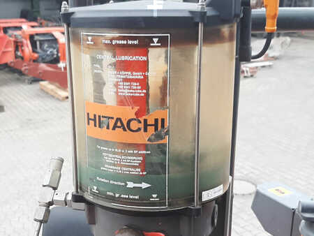 Hitachi ZX135US-6