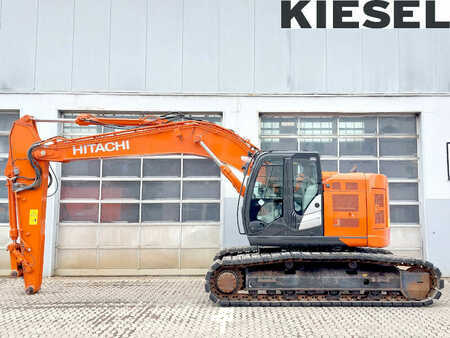 Hitachi ZX225USLC-6