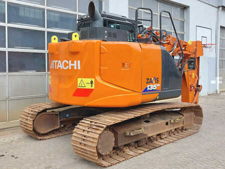 Hitachi ZX135US-6 