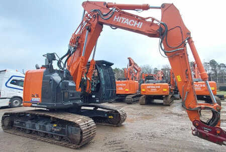 Kettenbagger 2021 Hitachi ZX225USLC-6 (4)