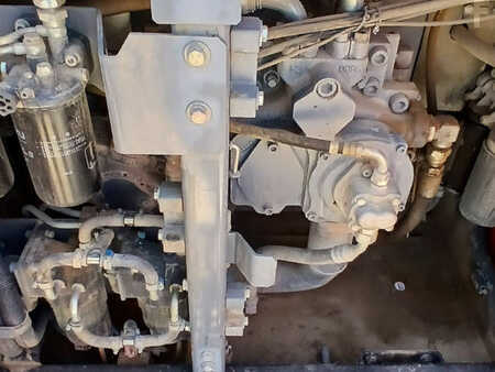 Kettenbagger 2021 Hitachi ZX490LCH-7 (10)