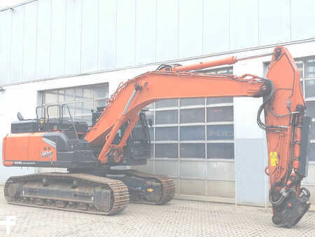 Kettenbagger 2022 Hitachi ZX300LCN-7 (5)