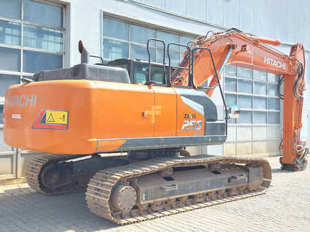 Lánctalpas kotrógép 2022 Hitachi ZX250LCN-7 (7)
