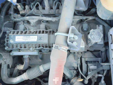 Escavadora de rodas 2023 Hitachi ZX135US-7 (8)