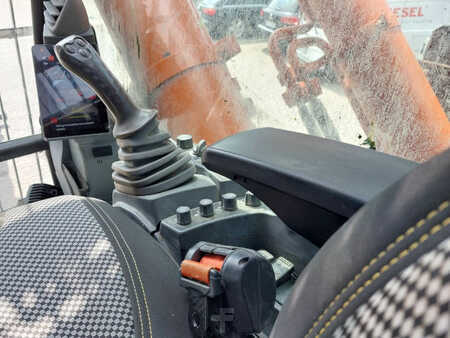 Beltegraver 2023 Hitachi ZX890LCH-7 (13)