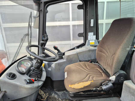 Valet de ferme  2021 Hitachi ZW75-6 (13)