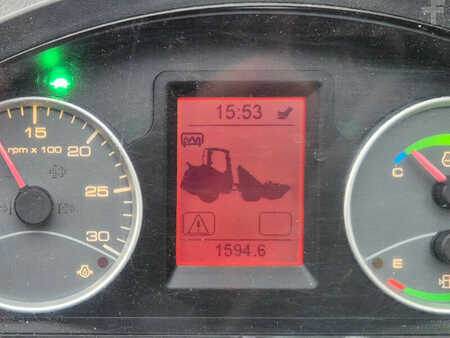 Valet de ferme  2021 Hitachi ZW75-6 (15)