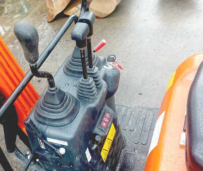 Mini-koparki 2022 Hitachi ZX10U-6 (6)