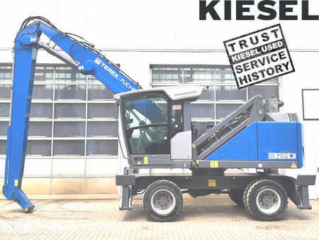 Anyagkezelő 2017 Fuchs MHL320 F (1)