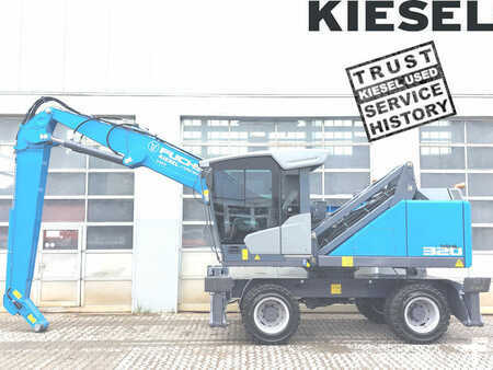 Materiaalinkäsittelykoneet  2022 Fuchs MHL320 F (1)