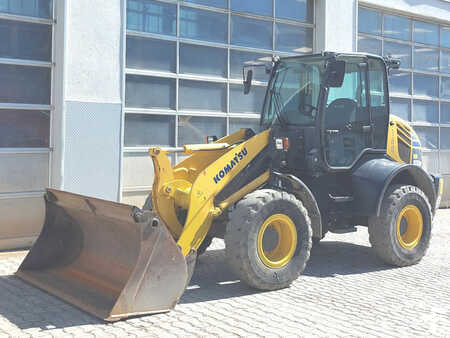 Carregadeira de rodas 2016 Komatsu WA100M-7 (3)