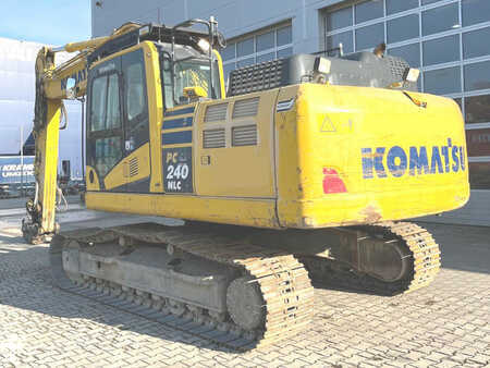 Komatsu PC240NLC-11