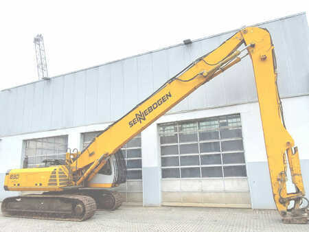 Sennebogen 830 Long Reach