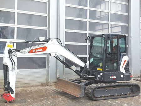 Mini-koparki 2022 Bobcat E60 (3)