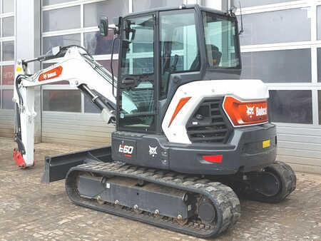 Mini-koparki 2022 Bobcat E60 (4)